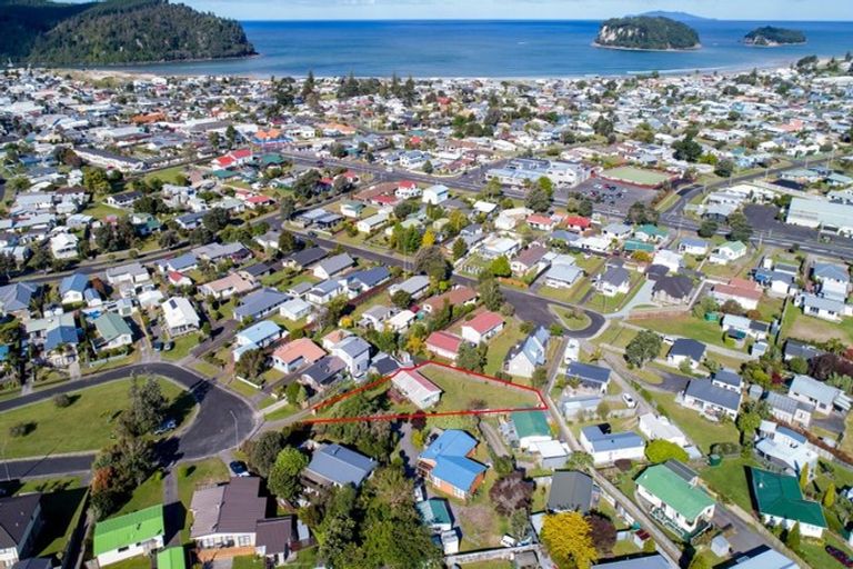 Photo of property in 138 Lorraine Place, Whangamata, 3620