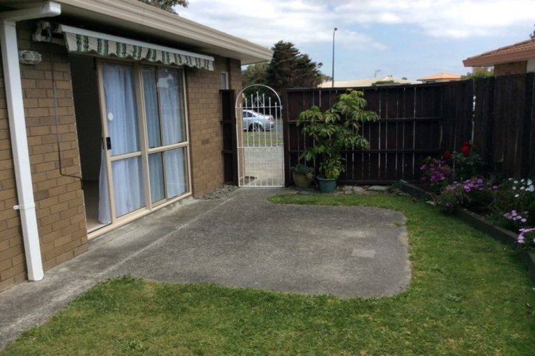 Photo of property in 38 Pacific View Road, Papamoa Beach, Papamoa, 3118