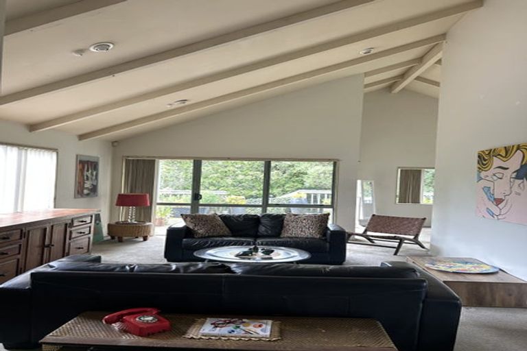 Photo of property in 90a Atkinson Road, Titirangi, Auckland, 0604