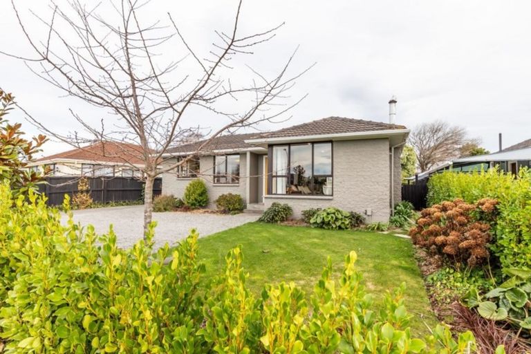 Photo of property in 12 Redgrave Street, Hoon Hay, Christchurch, 8025