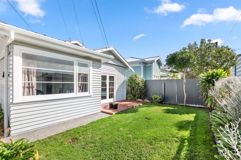 Photo of property in 8 Huia Street, Petone, Lower Hutt, 5012