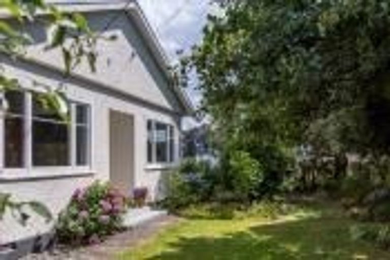 Photo of property in 4 South Featherston Road, South Featherston, Featherston, 5771