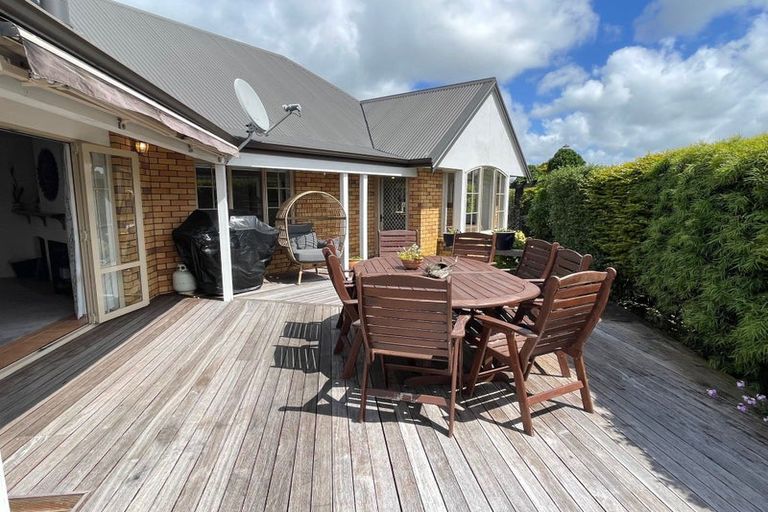 Photo of property in 27 Ridgeway Road, Pukekohe, 2120