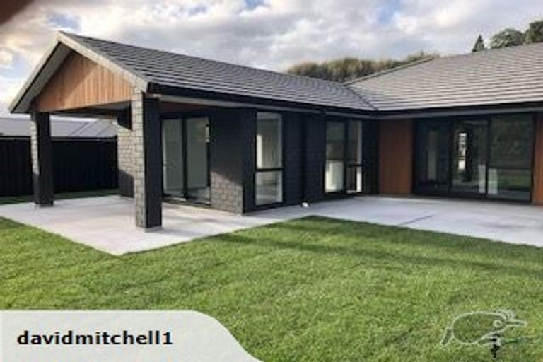 Photo of property in 68 Pakanga Grove, Pyes Pa, Tauranga, 3112