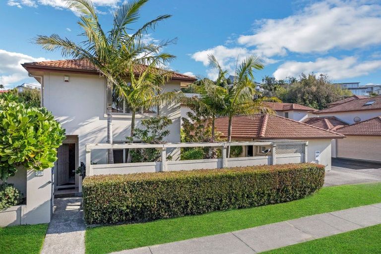 Photo of property in 31 Millennial Way, Orewa, 0931