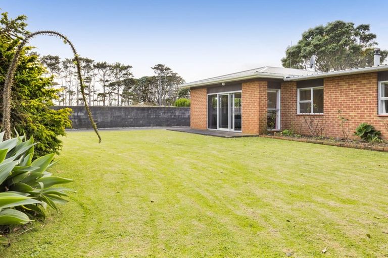 Photo of property in 15 Kahui Road, Rahotu, Opunake, 4684