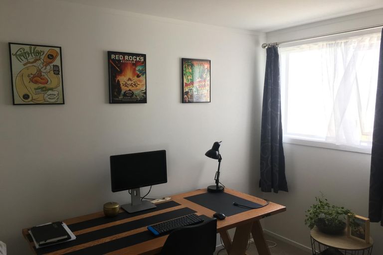 Photo of property in 505 Featherston Street, Roslyn, Palmerston North, 4414