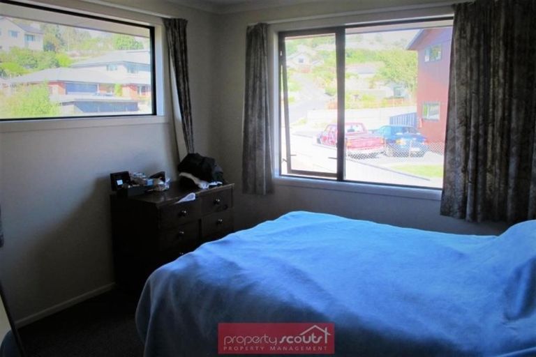 Photo of property in 18 Sretlaw Place, Brockville, Dunedin, 9011