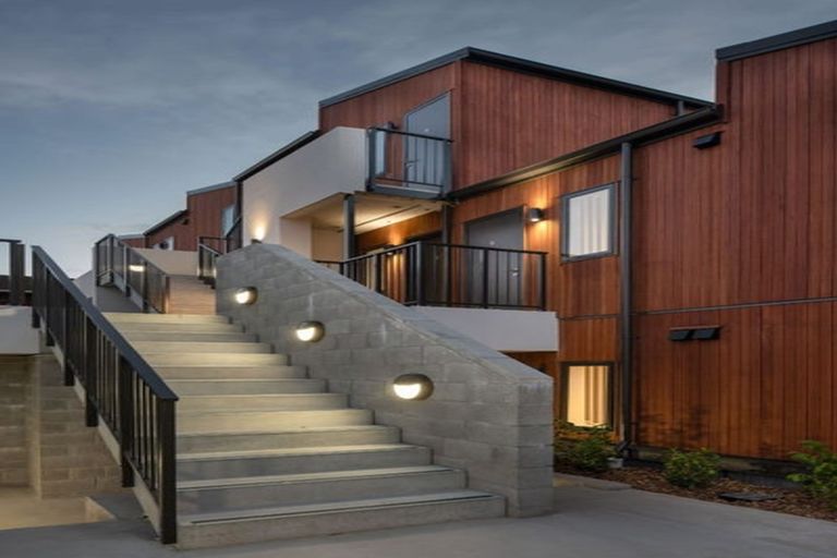 Photo of property in 12/2 Hindmarsh Street, Johnsonville, Wellington, 6037