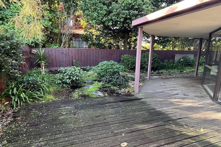 Photo of property in 9a Phoenix Avenue, Hokowhitu, Palmerston North, 4410