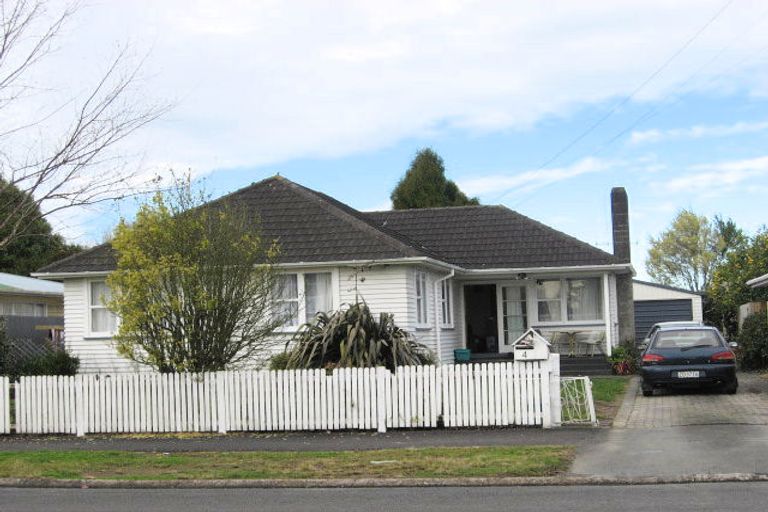 Photo of property in 4 Barrie Crescent, Silverdale, Hamilton, 3216