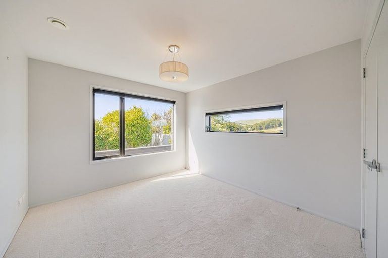 Photo of property in 91 Endeavour Drive, Whitby, Porirua, 5024