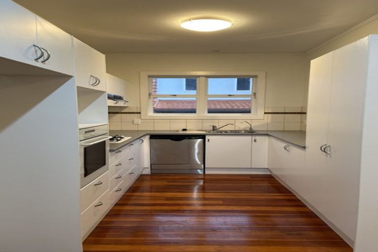 Photo of property in 142 Landscape Road, Mount Eden, Auckland, 1024