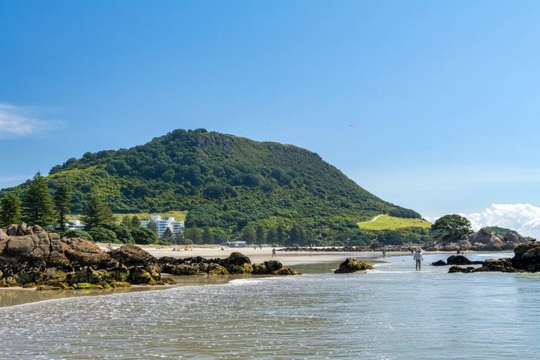 Photo of property in 32 Marine Parade, Mount Maunganui, 3116