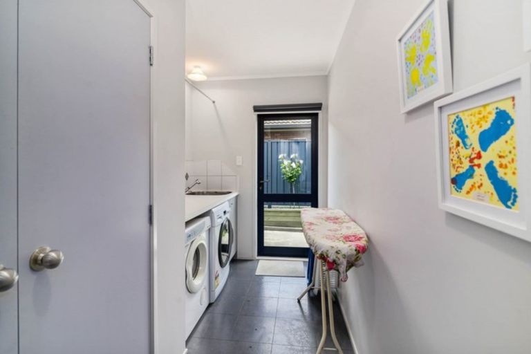 Photo of property in 12 Hulme Place, Owhata, Rotorua, 3010