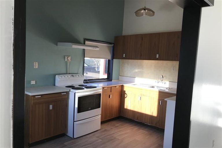 Photo of property in 1/168 Kings Crescent, Hutt Central, Lower Hutt, 5010