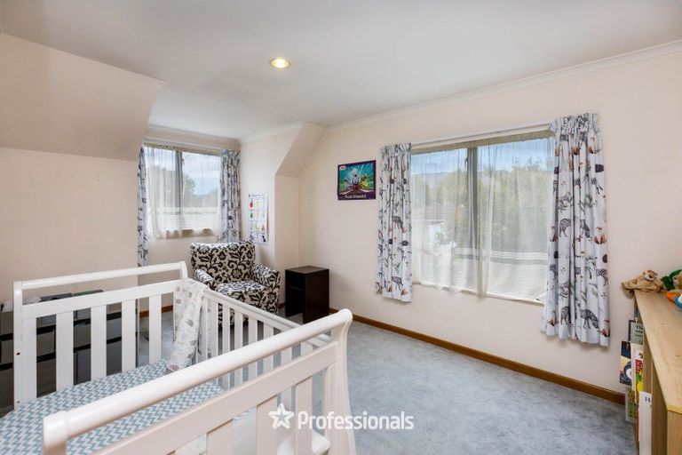 Photo of property in 3 Alleys Way, Ebdentown, Upper Hutt, 5018