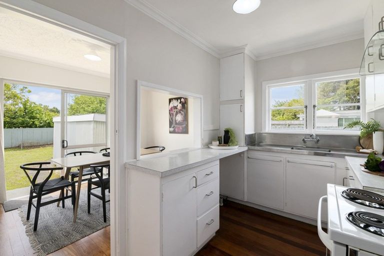 Photo of property in 24 Graham Street, Levin, 5510