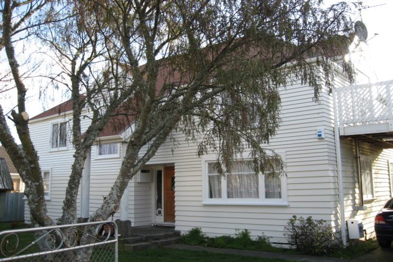 Photo of property in 152 Main Road, Wainuiomata, Lower Hutt, 5014