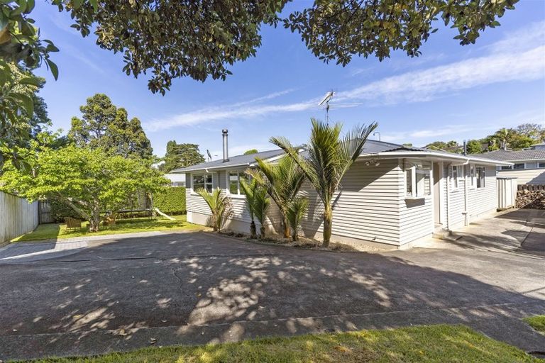 Photo of property in 61 Patons Road, Howick, Auckland, 2014