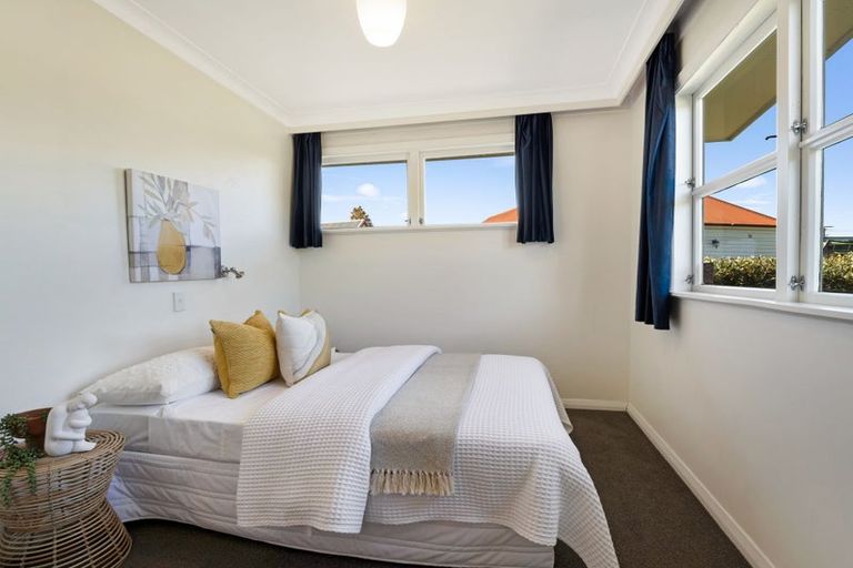 Photo of property in 104 Atawhai Road, Fitzherbert, Palmerston North, 4410