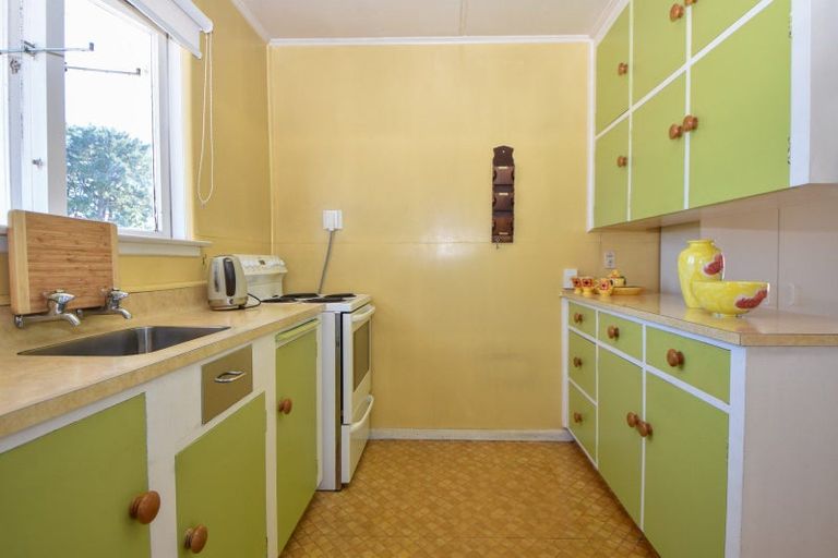 Photo of property in 30 Taverner Street, Carterton, 5713