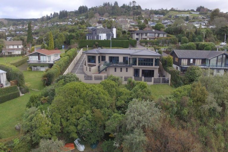 Photo of property in 809 Acacia Bay Road, Acacia Bay, Taupo, 3330
