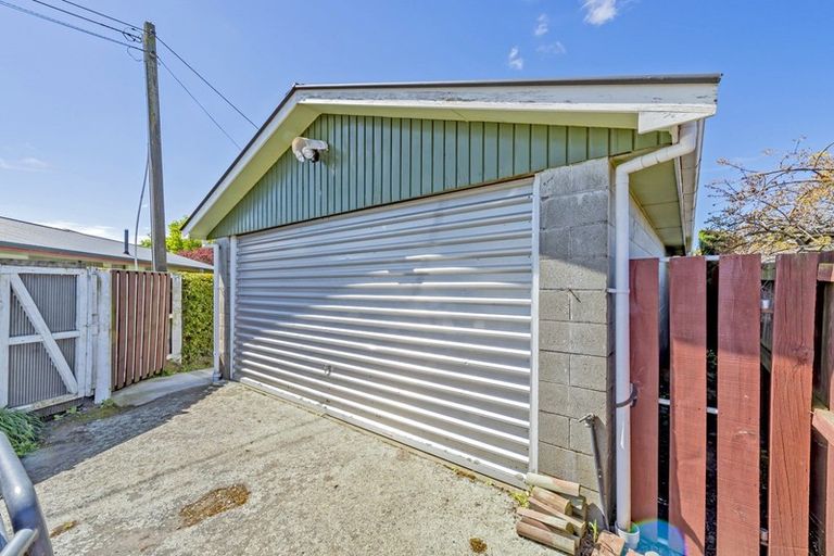 Photo of property in 14 Pound Road, Leeston, 7632
