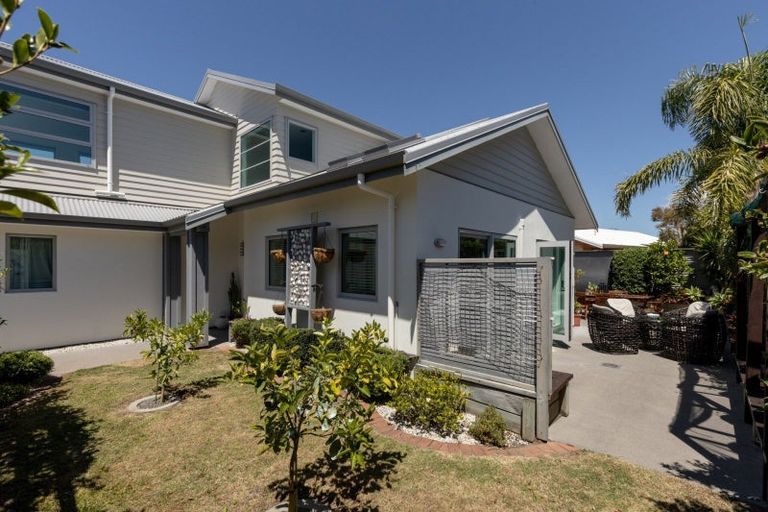 Photo of property in 650b Papamoa Beach Road, Papamoa Beach, Papamoa, 3118