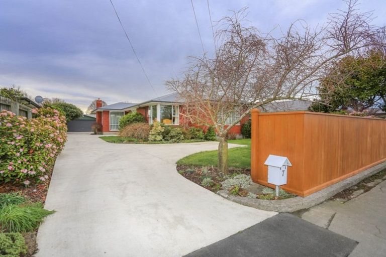 Photo of property in 7 Greers Road, Ilam, Christchurch, 8041