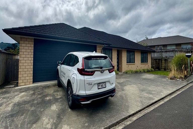 Photo of property in 64 Sunstone Crescent, Brown Owl, Upper Hutt, 5018