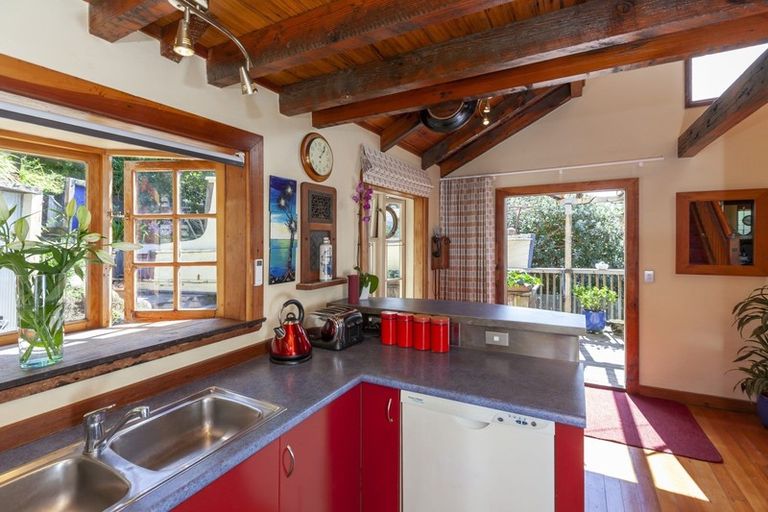 Photo of property in 39 Matatua Road, Raumati Beach, Paraparaumu, 5032