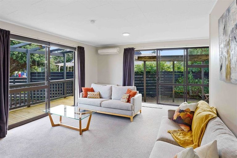 Photo of property in 9a Scott Avenue, Otaki Beach, Otaki, 5512