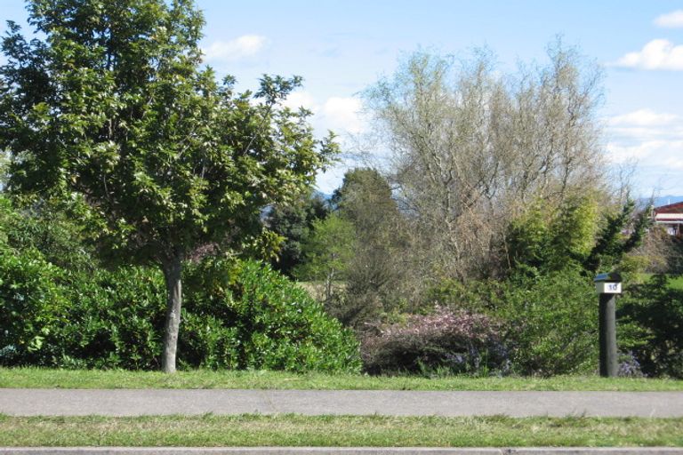 Photo of property in 10 Meander Drive, Welcome Bay, Tauranga, 3112