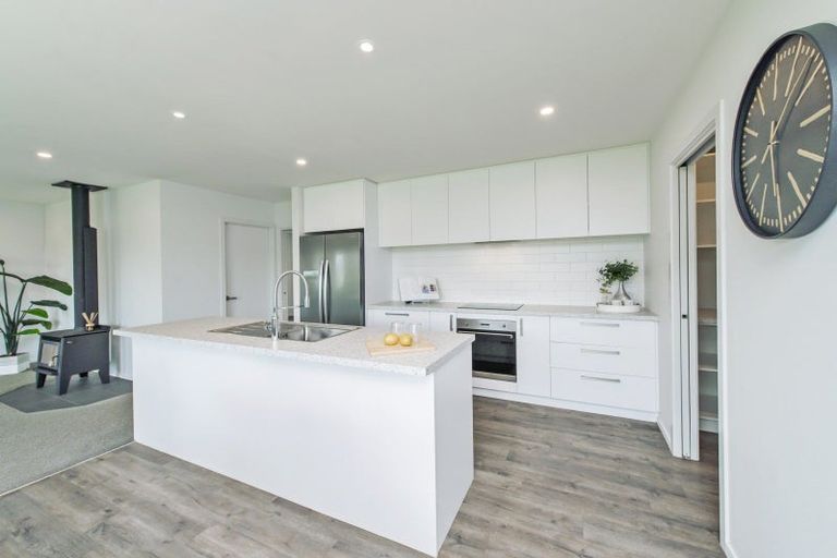 Photo of property in 16 Hobbs Street, Hororata, 7572