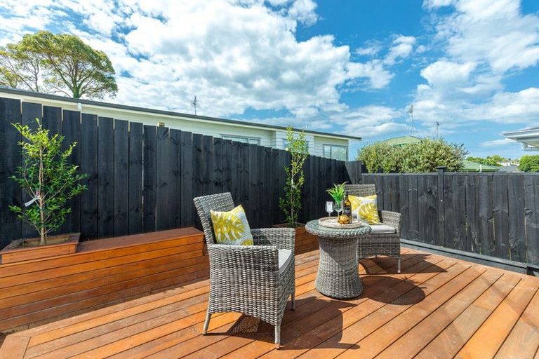 Photo of property in 123c Forrest Hill Road, Forrest Hill, Auckland, 0620