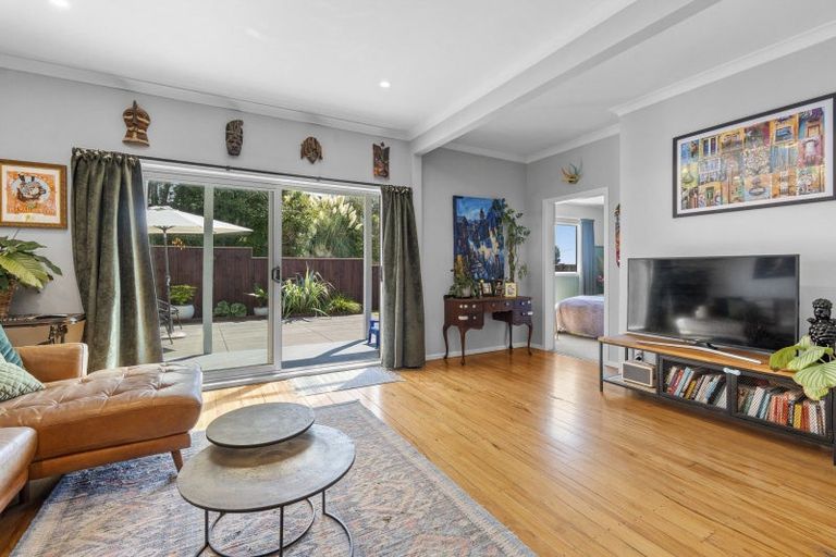 Photo of property in 53 Ngamotu Road, Moturoa, New Plymouth, 4310