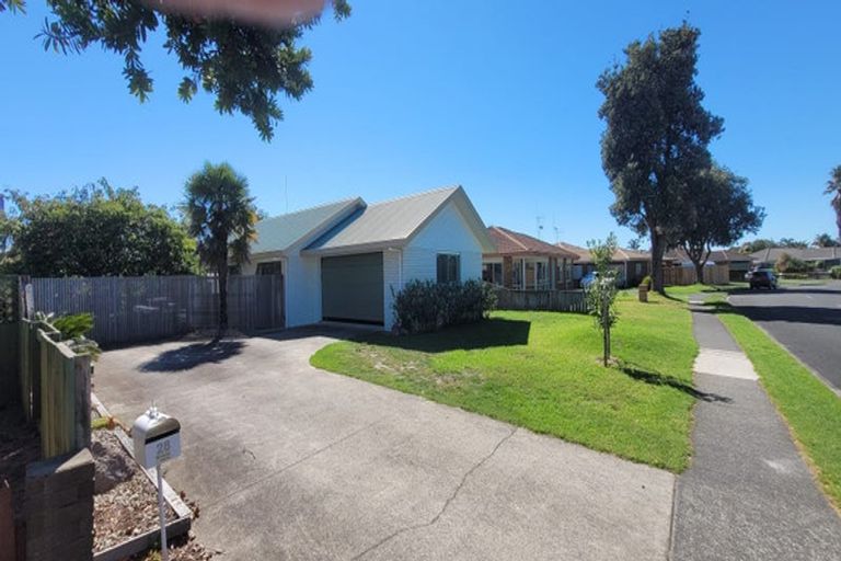Photo of property in 28 Pacific View Road, Papamoa Beach, Papamoa, 3118
