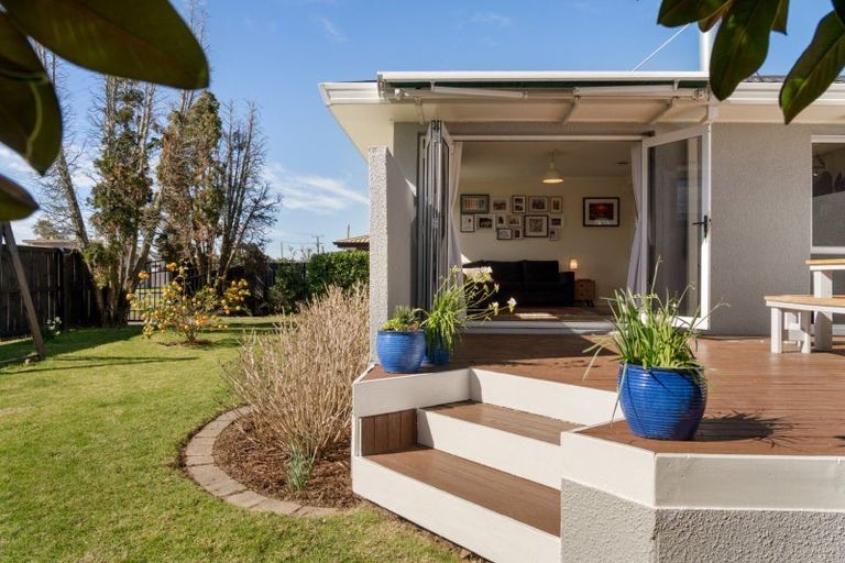 Photo of property in 58 Ngatai Road, Otumoetai, Tauranga, 3110