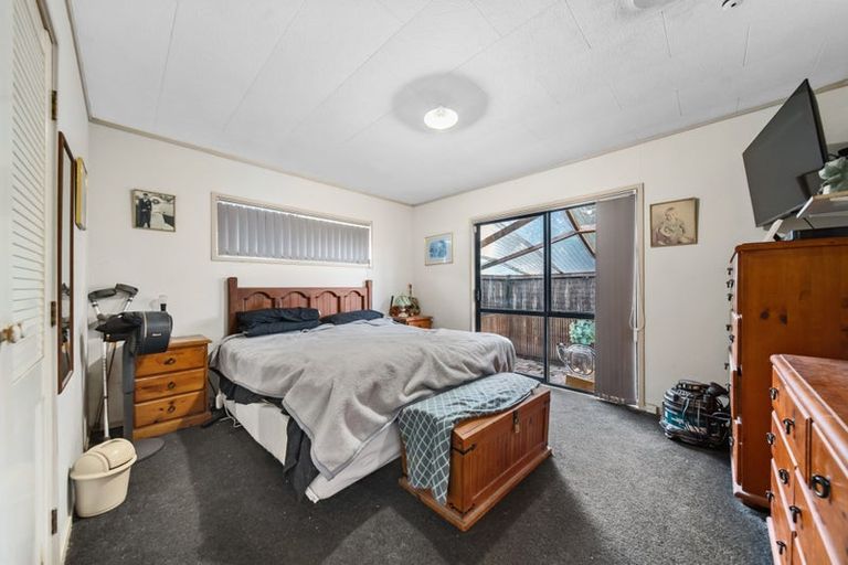 Photo of property in 13 Melleray Place, Randwick Park, Auckland, 2105