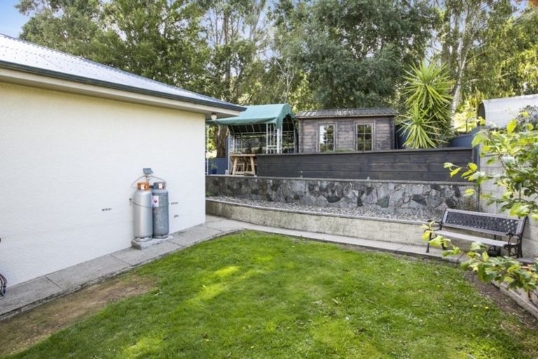 Photo of property in 74 Campbells Road, Pine Hill, Dunedin, 9010