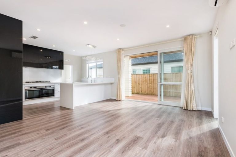 Photo of property in 24 Mackay Drive, Greenhithe, Auckland, 0632