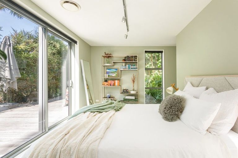 Photo of property in 37 Bishopsworth Street, Hillsborough, Christchurch, 8022