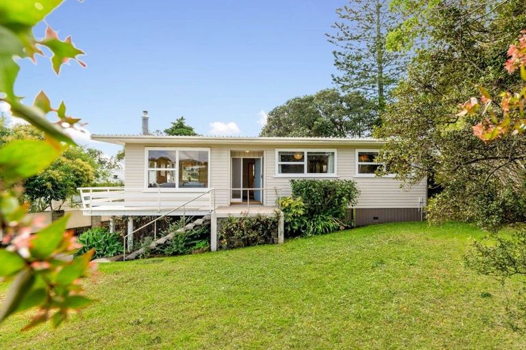 Photo of property in 8a Malam Street, Glen Eden, Auckland, 0602