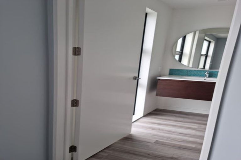 Photo of property in 55 Crossley Avenue, Woodend, 7610