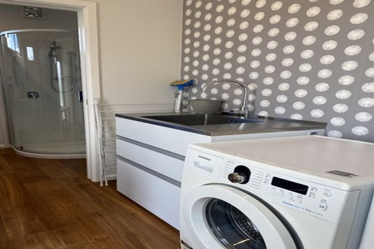 Photo of property in 912 Clive Street, Akina, Hastings, 4122