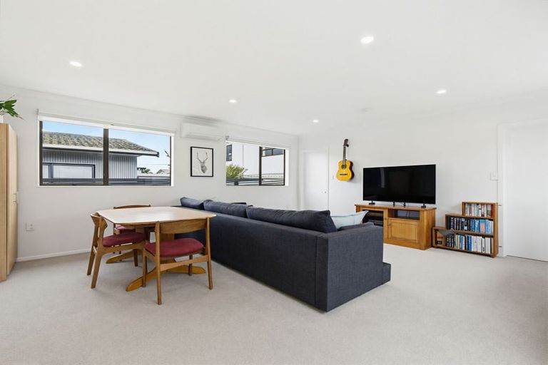 Photo of property in 81 Simpson Road, Papamoa Beach, Papamoa, 3118