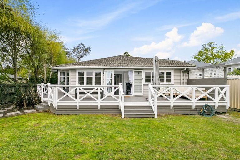 Photo of property in 2 Alice Street, Riverhead, 0820