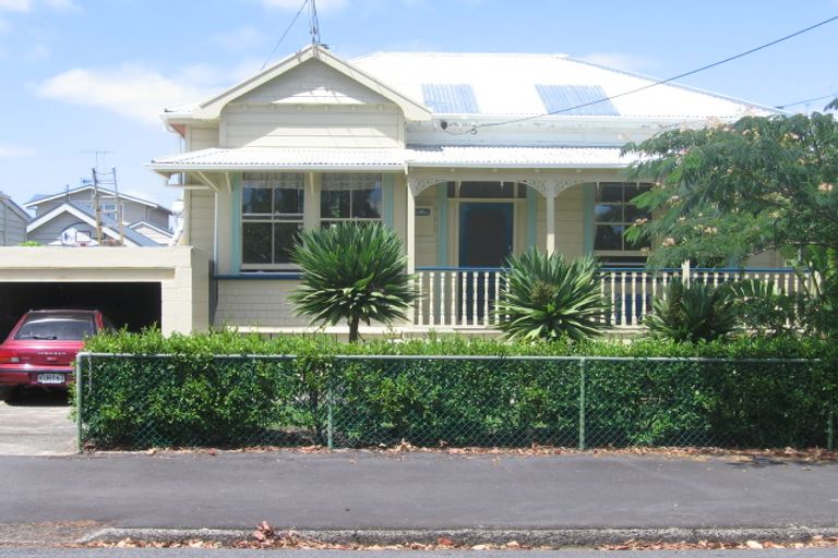 Photo of property in 16 Burgess Road, Devonport, Auckland, 0624