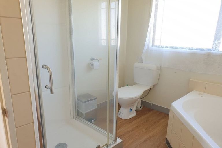 Photo of property in 31f Springs Road, Parakai, 0830